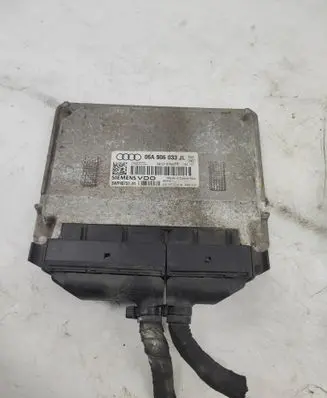 Audi A3 S3 8P Engine control unit/module 06A906033JL 5WP40751