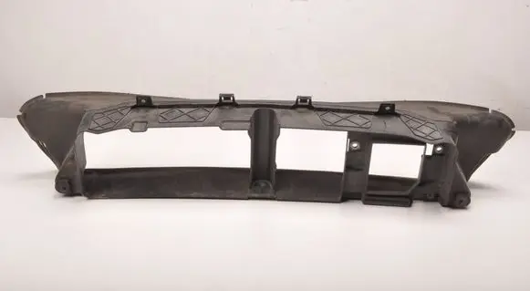 Volvo V40 Intercooler air channel guide 31323465
