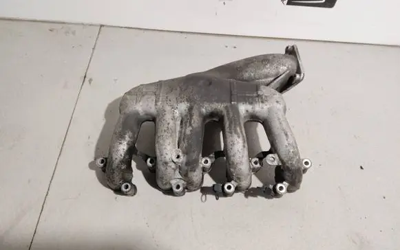 Volkswagen Transporter - Caravelle T5 Intake manifold 070129713Q