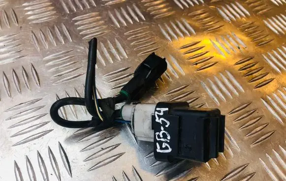 Toyota Auris 150 Glow plug pre-heat relay 2861067010