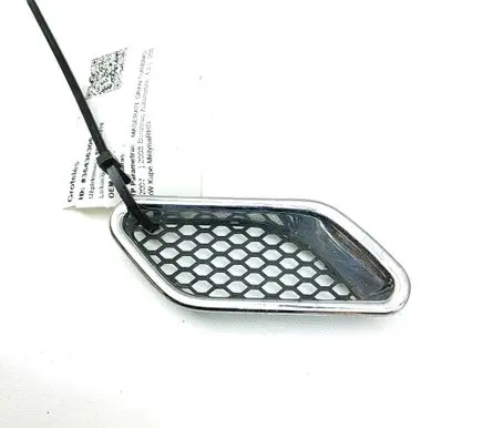 Maserati GranTurismo Fender grill 68265400