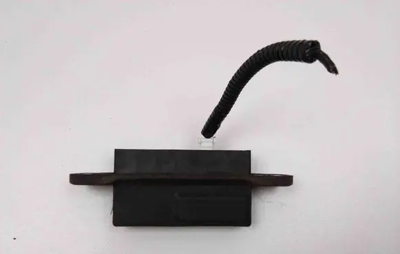 Toyota Yaris Tailgate/boot open switch button 