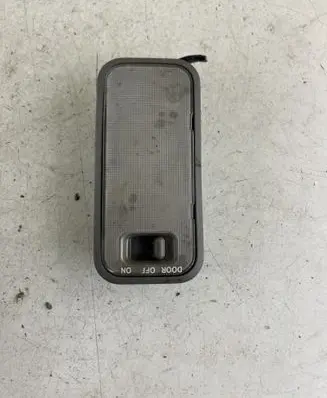 Toyota Land Cruiser (J120) Boot/trunk interior light 