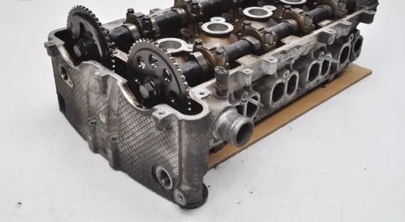 Opel Vectra C Engine head 24430374