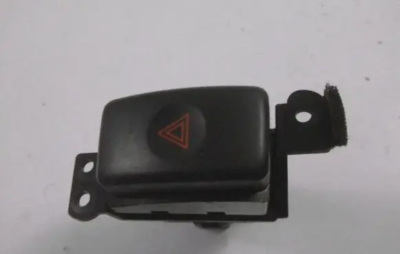 Subaru Legacy Hazard light switch