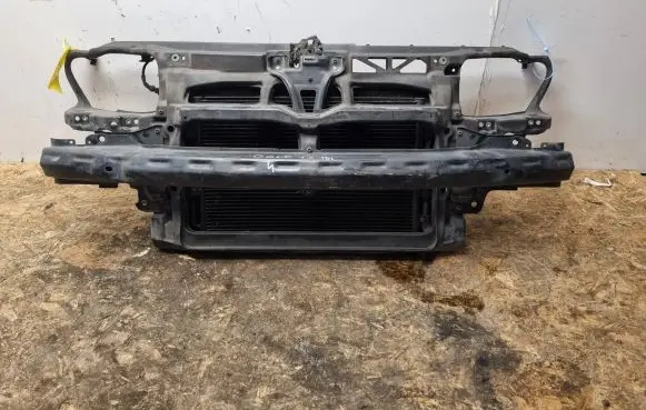 Volkswagen Golf IV Radiator support slam panel