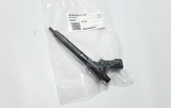 Fuel injector