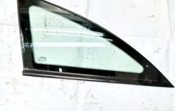 Renault Laguna II Rear side window