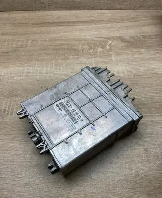 Audi A4 S4 B5 8D Engine control unit/module ECU 028906021GN 0281001660