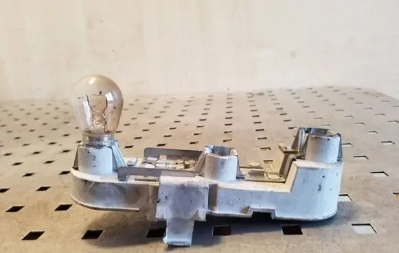 Tail light part