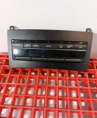 Mercedes-Benz E W212 Climate control unit A2128304800 5HB01141643 A2129004625