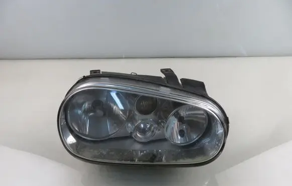 Volkswagen Golf IV Headlight/headlamp