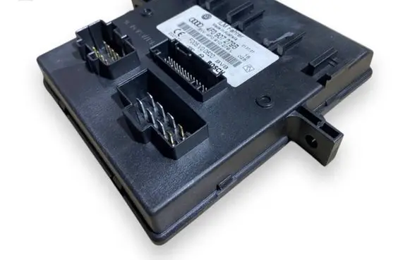 Audi A6 S6 C6 4F Comfort/convenience module 4F0907279B 4F0910279L F005V00620