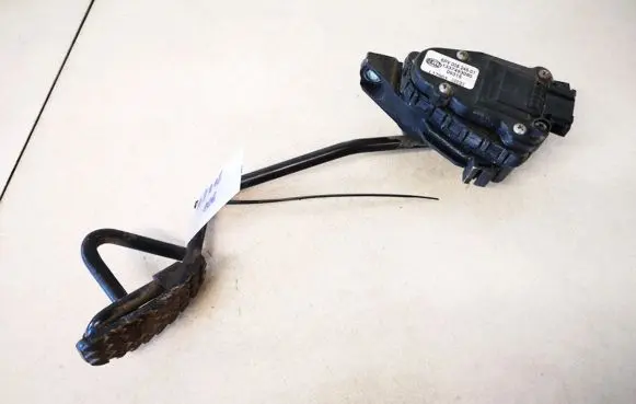 Peugeot Boxer Accelerator throttle pedal 1337493080 6pv008245-01