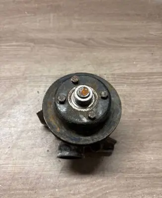 BMW 3 E30 Water pump 