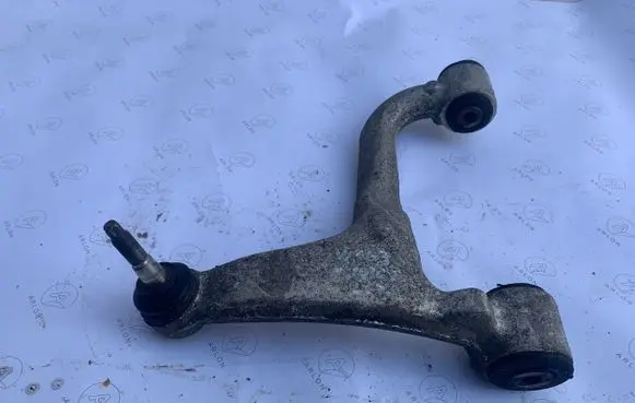 Mercedes-Benz ML W163 Rear control arm 1633520401