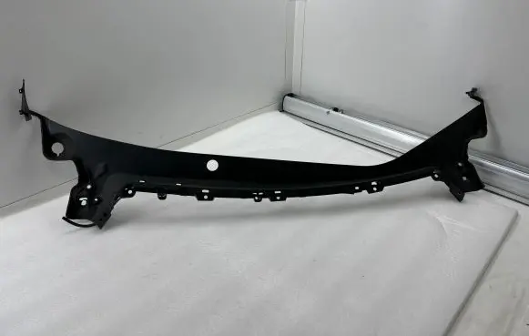 Tesla Model 3 Wiper trim 110406700B 110406800B