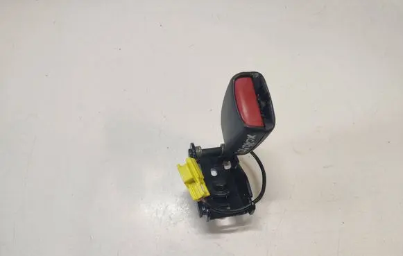 Volvo XC70 Rear seatbelt buckle 30697036