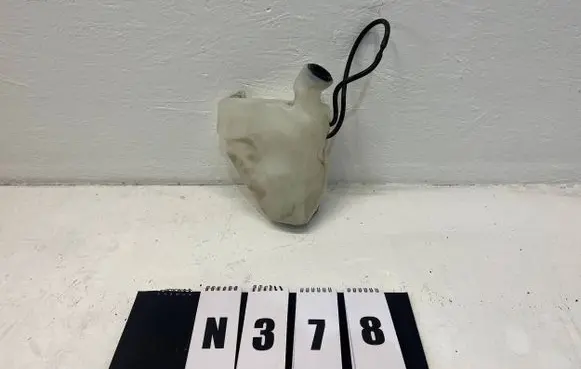 Citroen C3 Windshield washer fluid reservoir/tank 968398868000