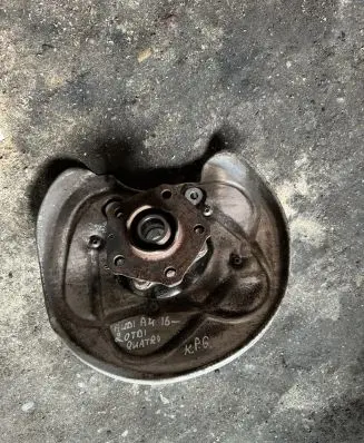 Audi A4 S4 B9 Rear wheel hub