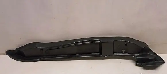 Audi Q5 SQ5 Fender end trim 8R0821112C