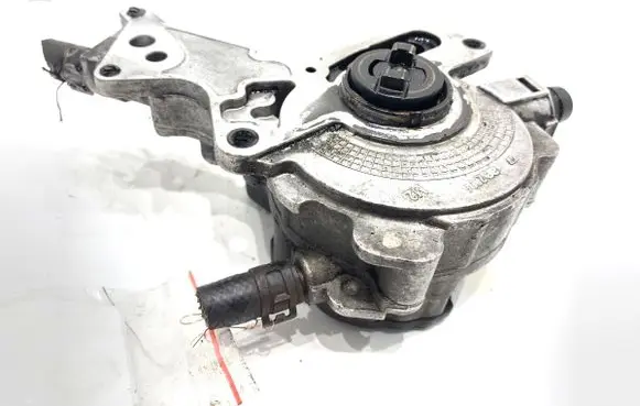 Volkswagen Polo IV 9N3 Vacuum pump 038145209H