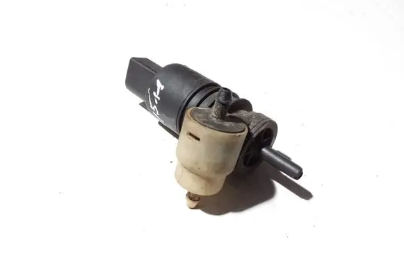 Porsche Cayenne (9PA) Windscreen/windshield washer pump