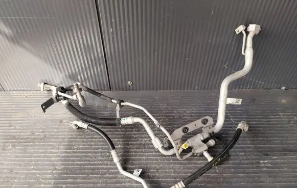Alfa Romeo Stelvio Air conditioning (A/C) pipe/hose 50572019 50572046 50572038