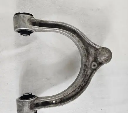 Mercedes-Benz C W206 Front control arm A2063302100