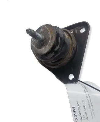 Hyundai i30 Engine mount bracket 1234