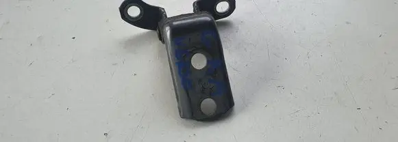 Toyota Verso Rear door lower hinge
