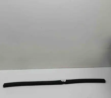 Porsche Macan (95B) Engine compartment rubber 95B823737