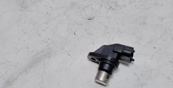 Toyota Yaris Camshaft position sensor 0281002406