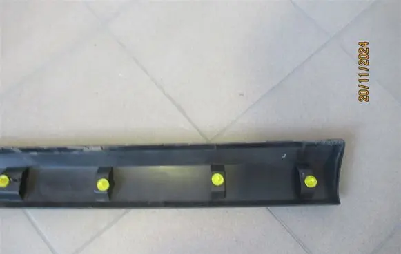 Volvo XC60 Front door trim (molding) 31294845