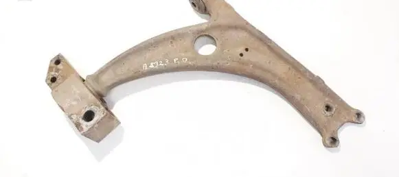 Volkswagen PASSAT B6 Front lower control arm/wishbone 3c0407153b