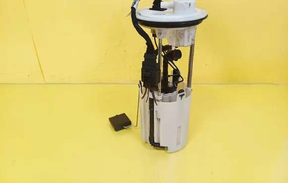Mercedes-Benz A W169 In-tank fuel pump A1694701794 0580303122