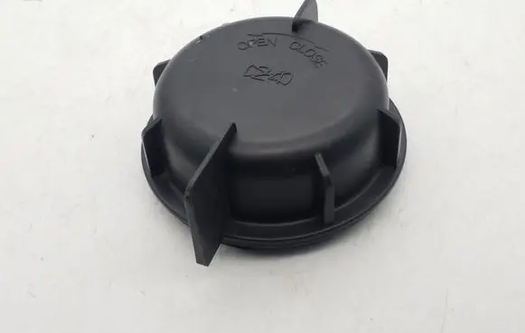 Saturn Vue Headlight/headlamp dust cover 