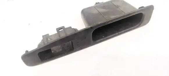Nissan Qashqai Front door window switch trim 82951JD000