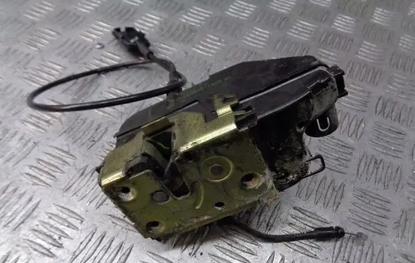 Renault Scenic II - Grand scenic II Front door lock