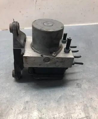 Audi A4 S4 B9 ABS Pump 8W0907379J