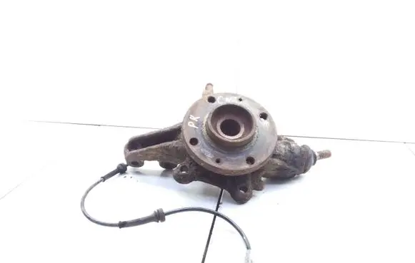 Citroen C4 Grand Picasso Front wheel hub