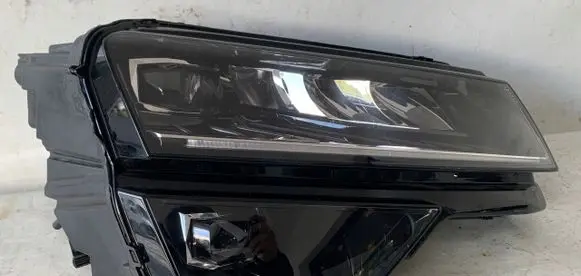 Skoda Karoq Headlight/headlamp 57B941016D