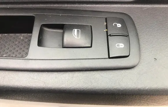 Electric window control switch