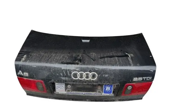 Audi A8 S8 D2 4D Tailgate/trunk/boot lid