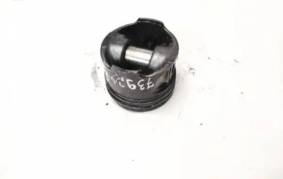 Nissan Note (E11) Piston 