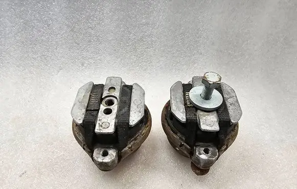 Audi A4 S4 B5 8D Gearbox mount 4B0399151S