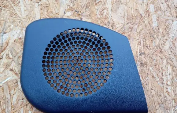 Mercedes-Benz A W168 Front door speaker cover trim 1687270288