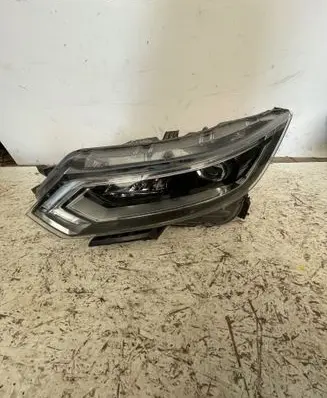 Nissan Qashqai Headlight/headlamp 100-19011