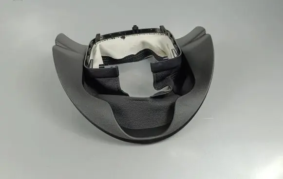 Jeep Grand Cherokee Steering wheel column trim