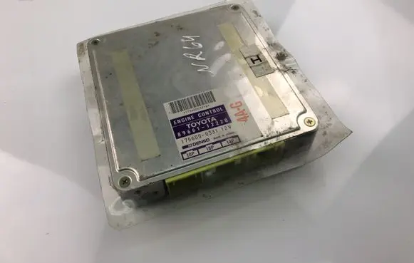 Toyota Corolla E110 Engine control unit/module 8966112220